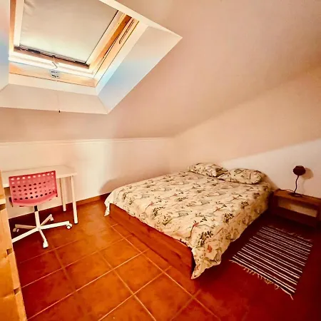 Sunny Family Duplex With Balconies In Apartman Peniche