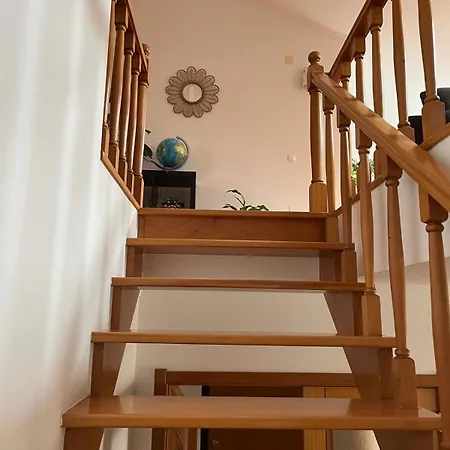 Sunny Family Duplex With Balconies In *